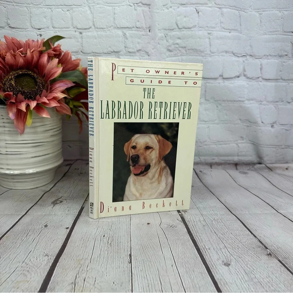 vintage pet owners guide to the labrador retriever book 1993